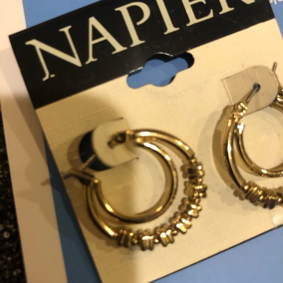 Napier earrings new with tags NWT - Picture 9 of 13